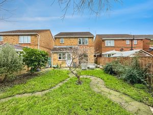 Photo 9- click for photo gallery